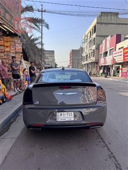 كرايسلر 300
